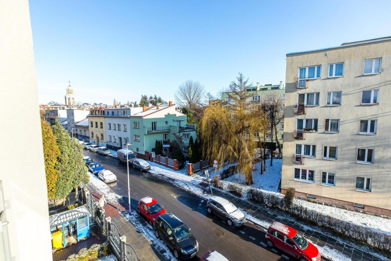 Apartamenty Na Debnikach - By Upstairs كراكوفيا المظهر الخارجي الصورة