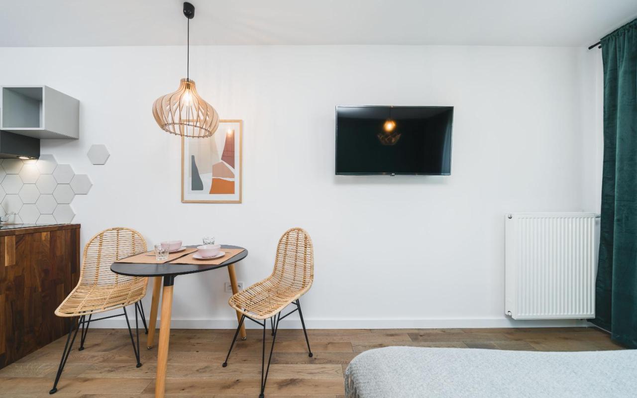 Apartamenty Na Debnikach - By Upstairs كراكوفيا المظهر الخارجي الصورة