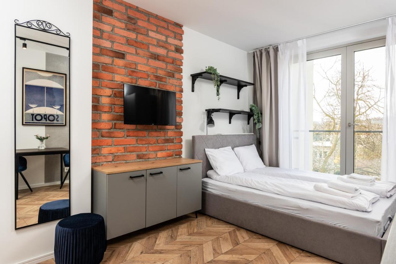 Apartamenty Na Debnikach - By Upstairs كراكوفيا المظهر الخارجي الصورة