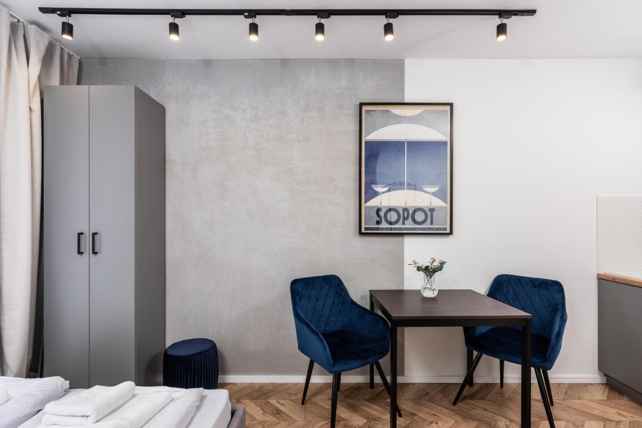 Apartamenty Na Debnikach - By Upstairs كراكوفيا المظهر الخارجي الصورة