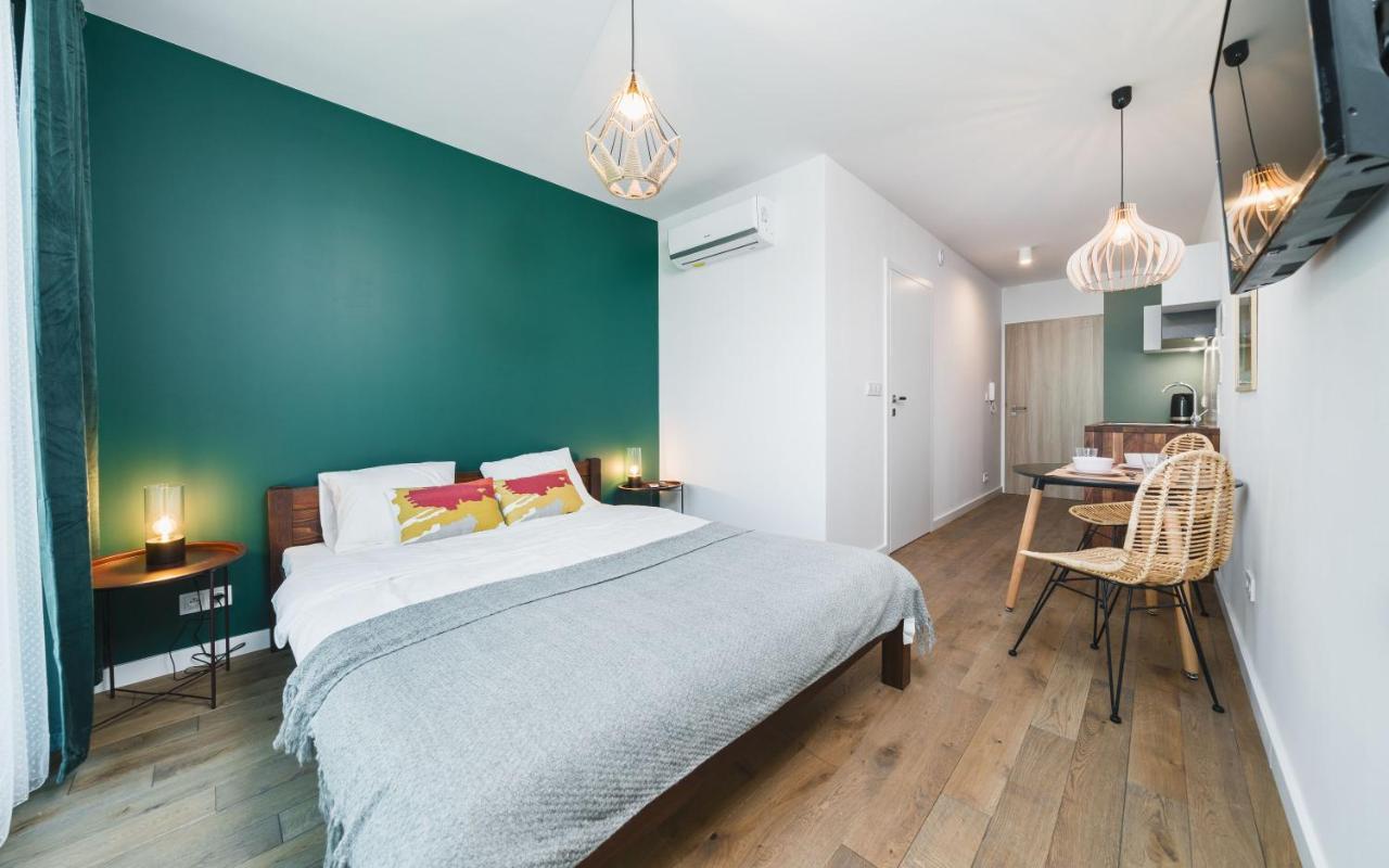 Apartamenty Na Debnikach - By Upstairs كراكوفيا المظهر الخارجي الصورة
