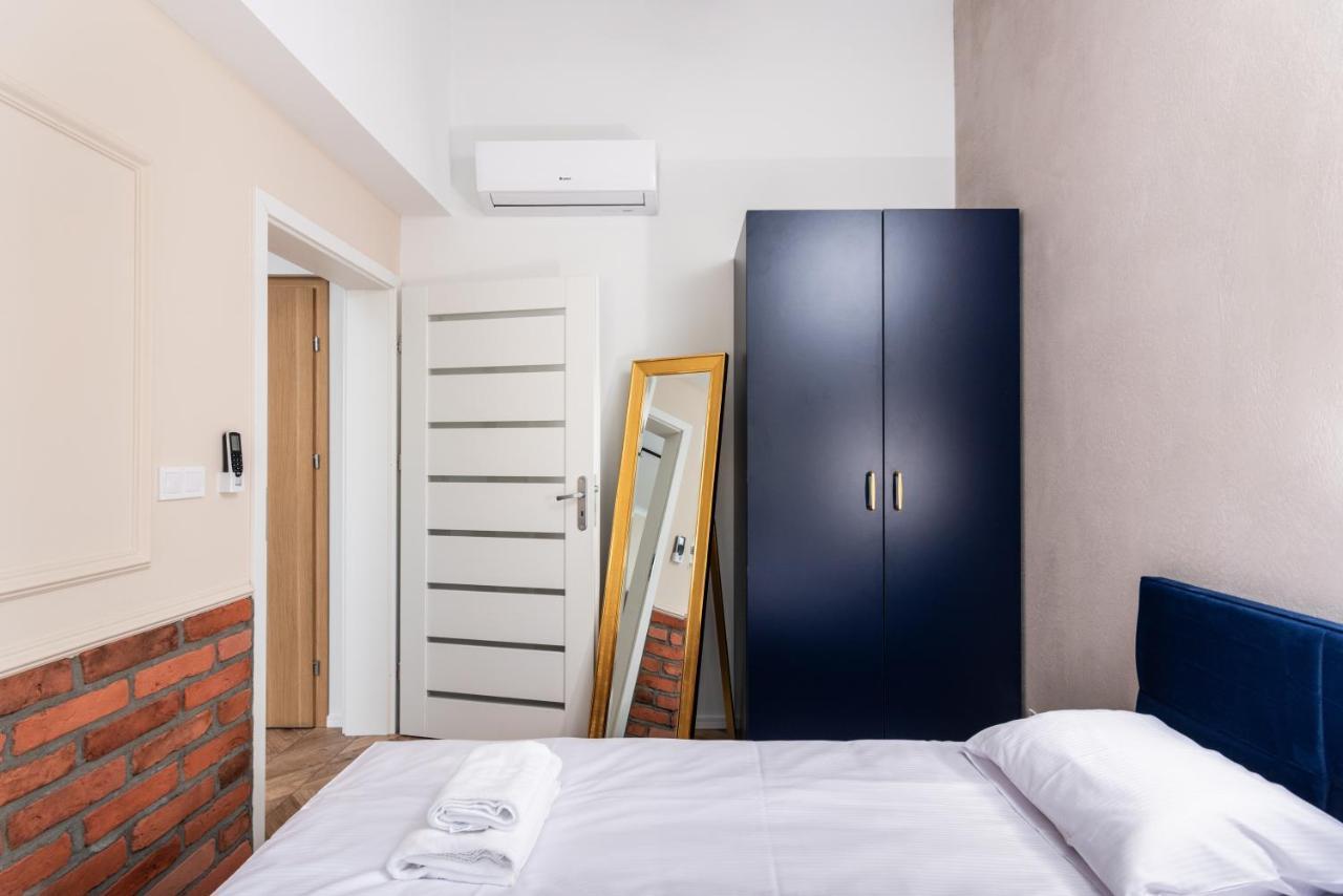 Apartamenty Na Debnikach - By Upstairs كراكوفيا المظهر الخارجي الصورة