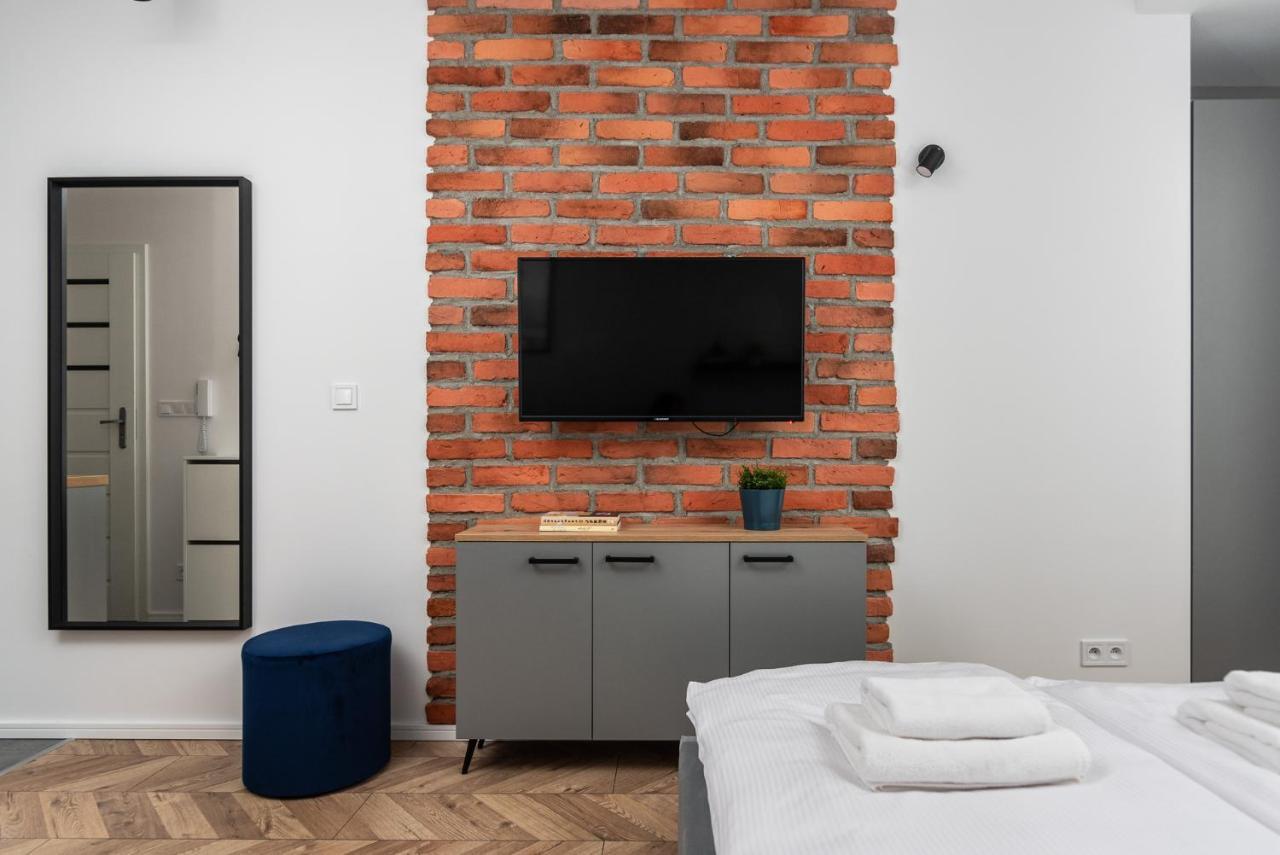 Apartamenty Na Debnikach - By Upstairs كراكوفيا المظهر الخارجي الصورة